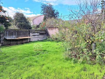 Se Vende Amplia y Linda Casona con gran terreno, muy cercana al centro de la ciudad de Quillota.