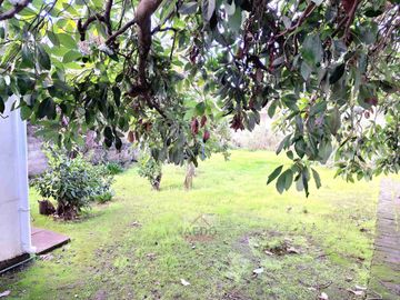 Se Vende Amplia y Linda Casona con gran terreno, muy cercana al centro de la ciudad de Quillota.