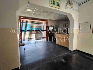 Venta de Local Comercial - Calle Agua Marina - Trujillo