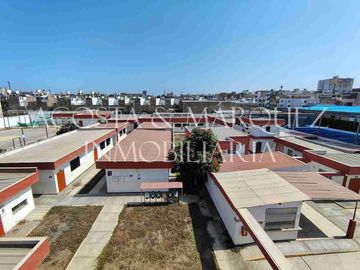 Venta de Local Comercial - Calle Agua Marina - Trujillo