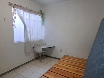 CASA EN VENTA EN PASEOS DE LA CIMA LEON GTO ZONA NORTE SOBRE BLV MARIANO ESCOBEDO.