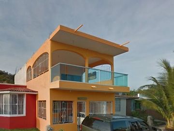 CASA EN MANZANILLO, COLIMA.