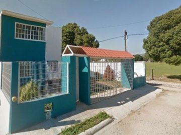 CASA EN MANZANILLO, COLIMA.
