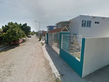 CASA EN MANZANILLO, COLIMA.