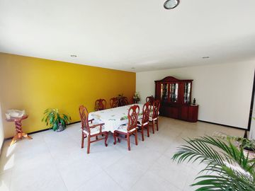 CASA EN VENTA EN EL MIRADOR LA CALERA CERCA DEL HOSPITAL MILITAR Y LA MARGARITA