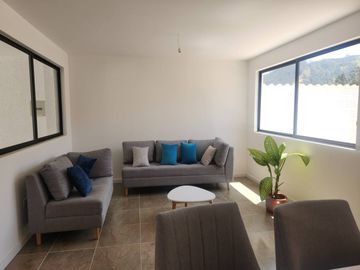 EN VENTA CASA 3 DORMITORIOS SECTOR MISICATA LOS TILOS - CUENCA