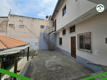 CASA RENTERA CON LOCAL COMERCIAL EN VENTA – AVENIDA REALES TAMARINDOS