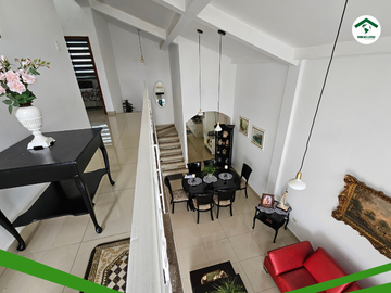 CASA RENTERA CON LOCAL COMERCIAL EN VENTA – AVENIDA REALES TAMARINDOS