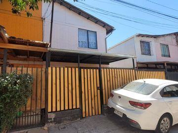 Venta de casa en Pje. San Valentín, comuna de Padre Hurtado