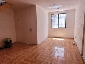 Venta de casa en Pje. San Valentín, comuna de Padre Hurtado