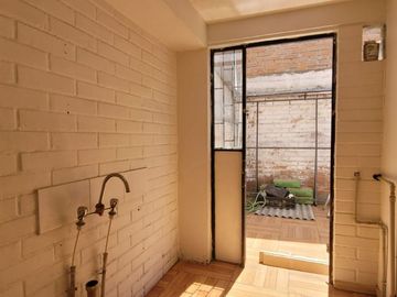 Venta de casa en Pje. San Valentín, comuna de Padre Hurtado