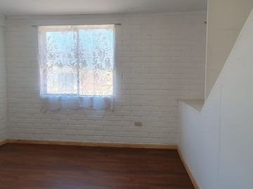 Venta de casa en Pje. San Valentín, comuna de Padre Hurtado
