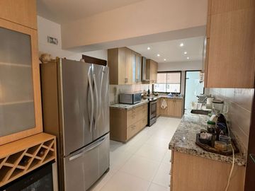 Espectacular Flat de 224 m² con Vista a la avenida y Cerca Al Golf en San Isidro