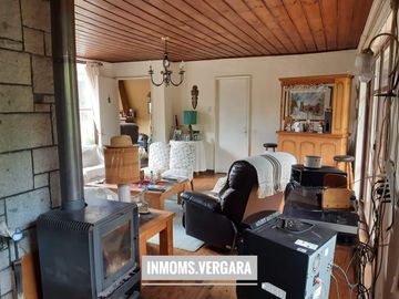 Céntrica propiedad en Linares, casa con piscina