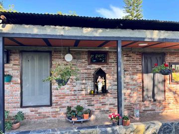SE VENDE CASA CAMPESTRE