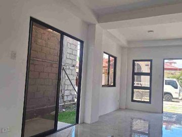 🏡 Ready for Move-In! Single Detached Dream Home in Prime Minglanilla Location 🏡!!! Buyers promo 100K worth of appliances!!