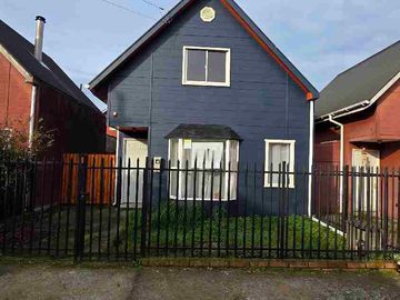 Casa en Parque Torreones Valdivia