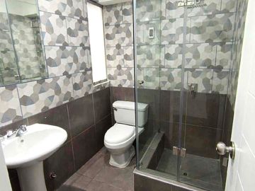 VENTA DE DEPARTAMENTO REMODELADO EN SURCO