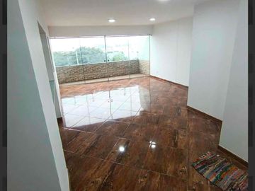 VENTA DE DEPARTAMENTO REMODELADO EN SURCO