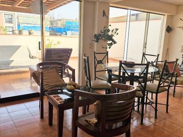 VENDO, Amplio Duplex 3dorm. 396mts. Calle Monte Mayor 182 piso 3 – Chacarilla, Surco