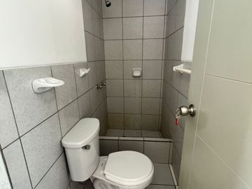 LINDA CASA EN LAMBRAMANI EN VENTA