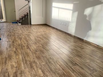 LINDA CASA EN LAMBRAMANI EN VENTA