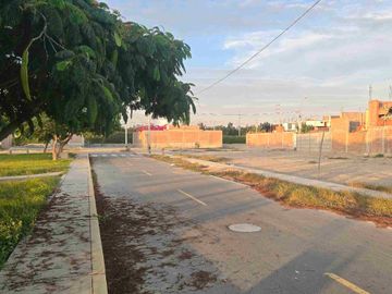 SE VENDE TERRENO
