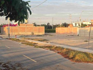 SE VENDE TERRENO