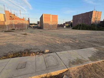 SE VENDE TERRENO