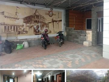 RUMAH TENGAH KOTA  JL.NIAS Hadap: Timur