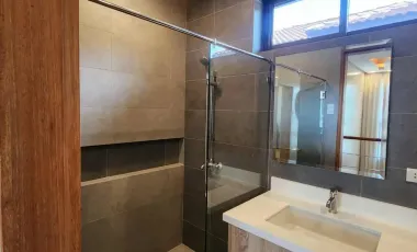 Modern Homes for Sale at Arcenas Highland Residences – Banawa, Cebu City