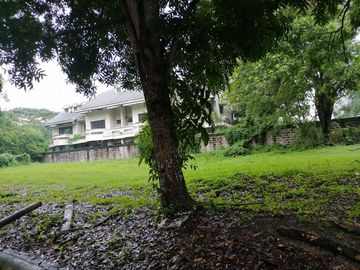 Easy to Own -1087Sqm Fairway Lot for sale Phase 2 of Manila Southwoods