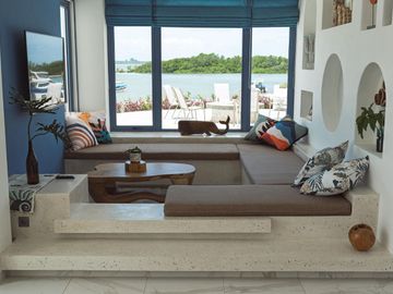 Beach front and Sunset View Villa Benoa - Nusa dua Bali