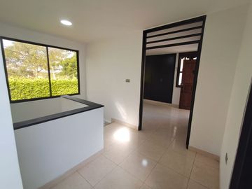 CA141 SEVENDE CASA EN CONJUNTO CAMPESTRE ALTOS DE LA COLINA TULUA