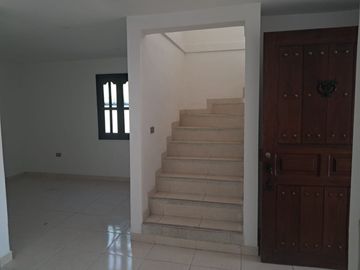 CA141 SEVENDE CASA EN CONJUNTO CAMPESTRE ALTOS DE LA COLINA TULUA