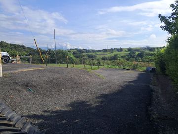 CA141 SEVENDE CASA EN CONJUNTO CAMPESTRE ALTOS DE LA COLINA TULUA