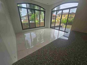 Italian House