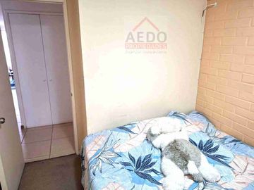 Se Vende Linda Casa Aislada de dos pisos, en Condominio Valle Molinos, altura paradero 10, comuna de La Cruz.