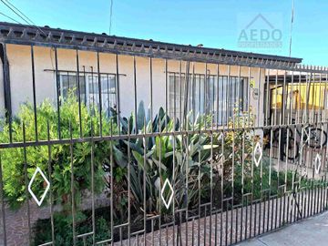 Se Vende Amplia, Linda y Funcional casa de un piso, Población Los Paltos, comuna de Quillota