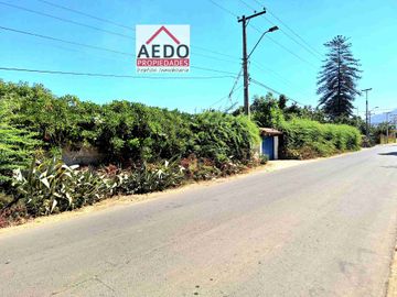 Se Vende Amplia y Linda Casa de un piso, aislada con Gran Terreno Residencial comuna de La Cruz