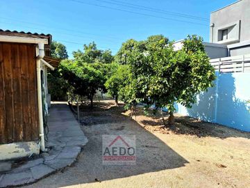 Se Vende Amplia y Linda Casa de un piso, aislada con Gran Terreno Residencial comuna de La Cruz
