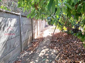 Se Vende Amplia y Linda Casa de un piso, aislada con Gran Terreno Residencial comuna de La Cruz