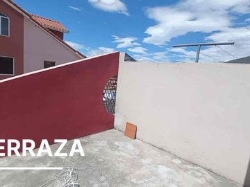 AMPLIA Y MODERNA CASA