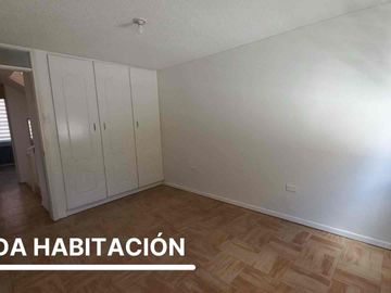 AMPLIA Y MODERNA CASA