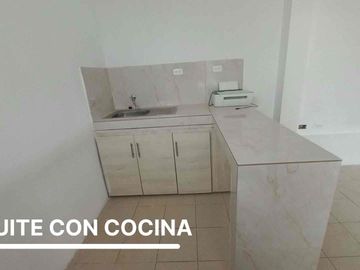 AMPLIA Y MODERNA CASA