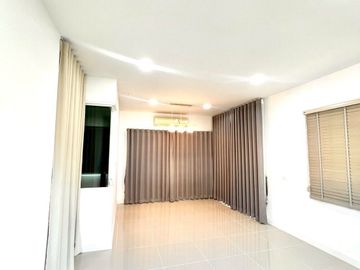 Golden Neo 3 Rama 2 (35.7 sq.w.) 4 bedrooms, 3 bathrooms, Soi Wat Phanthai