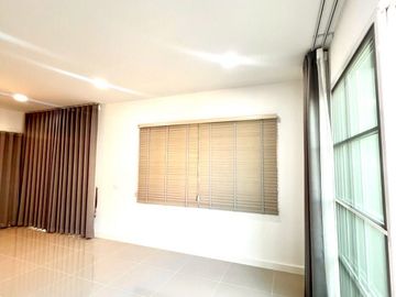 Golden Neo 3 Rama 2 (35.7 sq.w.) 4 bedrooms, 3 bathrooms, Soi Wat Phanthai