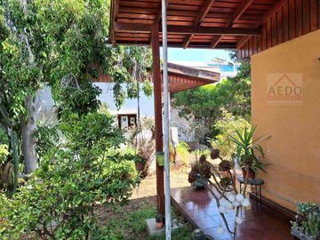 Se  Vende Gran Terreno Urbano con Linda Amplia  y Funcional casa de un piso, aislada, comuna de Quillota