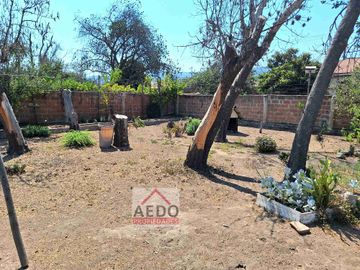Se  Vende Gran Terreno Urbano con Linda Amplia  y Funcional casa de un piso, aislada, comuna de Quillota