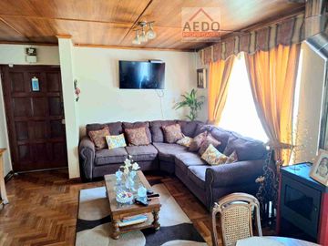Se  Vende Gran Terreno Urbano con Linda Amplia  y Funcional casa de un piso, aislada, comuna de Quillota